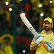 Indian Cricketer Retirement: धोनी के रिटायरमेंट नहीं लेने के फैसले पर तोड़ी चुप्पी, कहा ‘हम इससे…